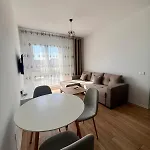 Apartment Urban Oasis Near Center *
