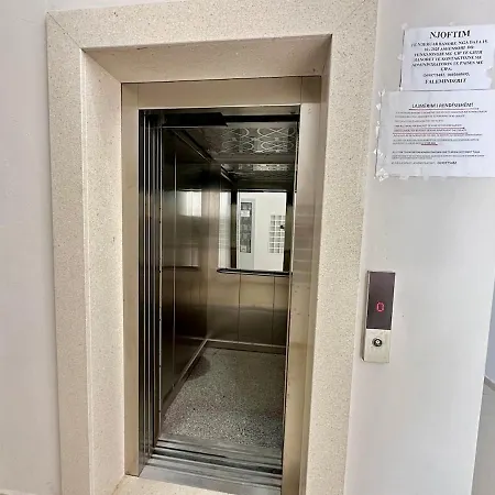 Urban Oasis Near Center Appartamento Tirana