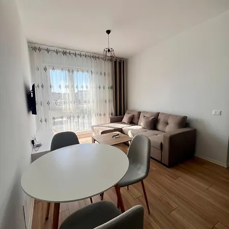 Apartment Urban Oasis Near Center *